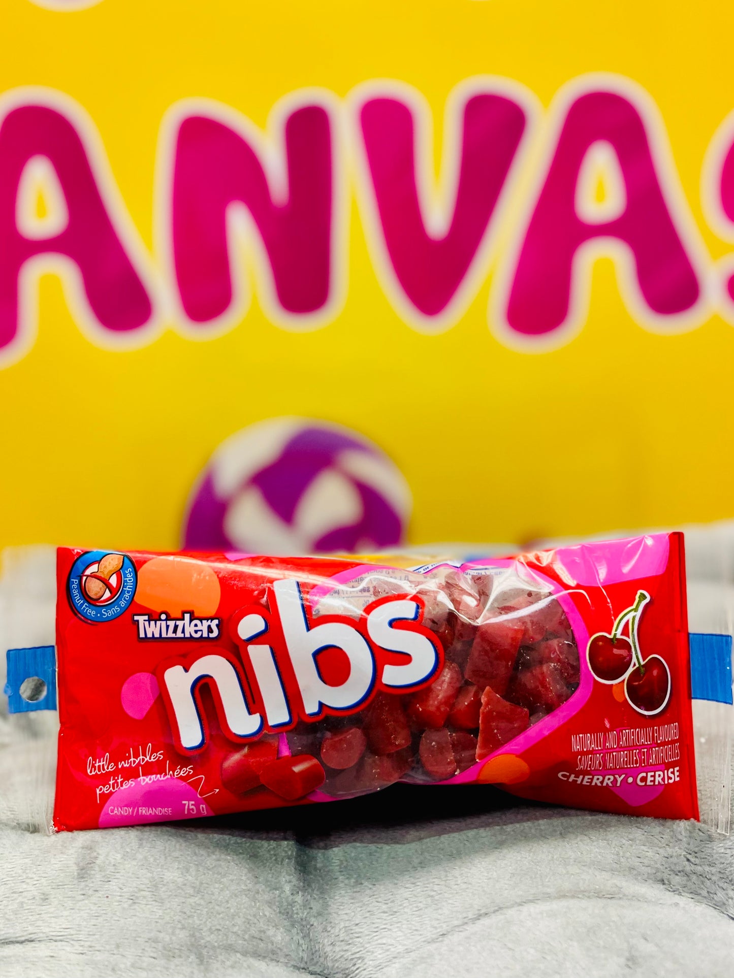 Twizzlers Nibs Cherry